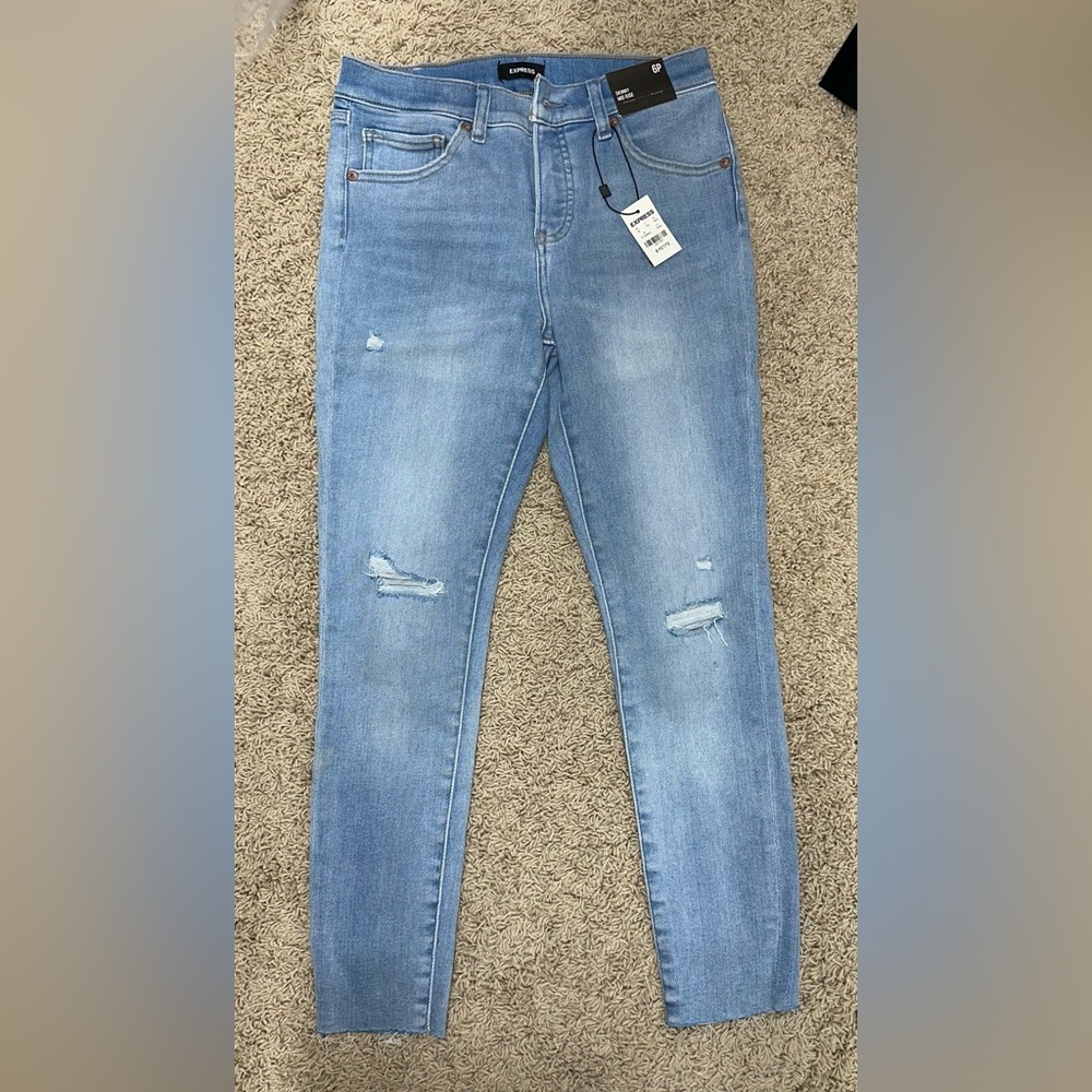 Express light Wash Mid-rise Skinny Jeans with Distressed Details